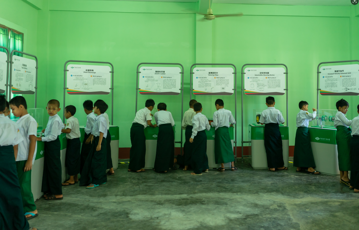 服務(wù)“一帶一路” 搭建科普橋梁丨磐石科技助力中國(guó)流動(dòng)科普資源走出國(guó)門(mén)